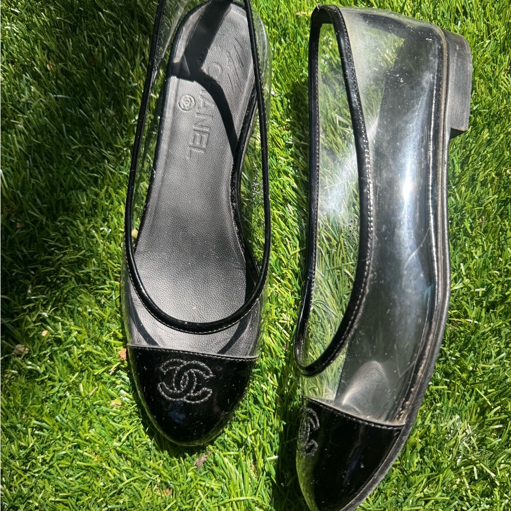 CHANEL Black Patent Leather Clear Ballet Flats - Picture 8 of 8